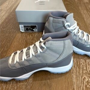 Nike Air Jordan 11 Retro Sneakers SZ 5.5